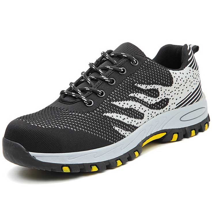 Fly Knit Mesh Shoes With Plastic Toe